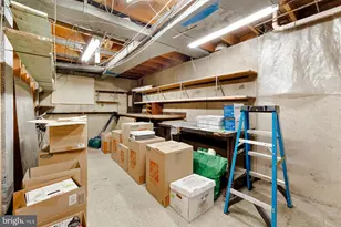 823 Rennard St, Philadelphia, PA 19116 - Photo 33