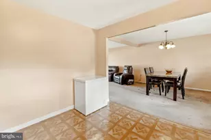 823 Rennard St, Philadelphia, PA 19116 - Photo 15
