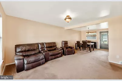 823 Rennard Street, Philadelphia, PA 19116 - Photo 7