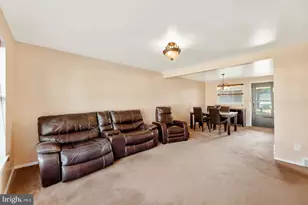 823 Rennard St, Philadelphia, PA 19116 - Photo 7