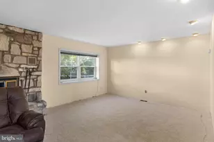 1861 Garth Rd, Philadelphia, PA 19116 - Photo 5