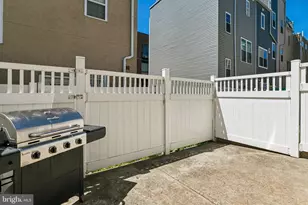 2128 Carpenter St, Philadelphia, PA 19146 - Photo 15
