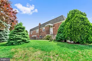 9223 Crispin St, Philadelphia, PA 19114 - Photo 1