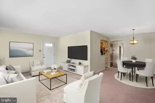9223 Crispin St, Philadelphia, PA 19114 - Photo 3