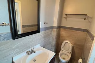631 N 11th St, Philadelphia, PA 19123 - Photo 11