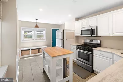 138 E Pleasant Street, Philadelphia, PA 19119 - Photo 7