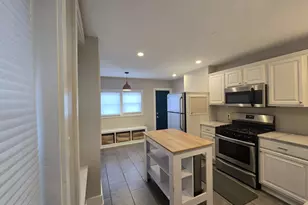 138 E Pleasant St, Philadelphia, PA 19119 - Photo 7