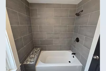138 E Pleasant Street, Philadelphia, PA 19119 - Photo 17