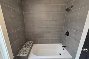138 E Pleasant St, Philadelphia, PA 19119 - Photo 17