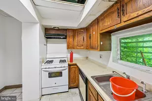 2346 N Smedley St, Philadelphia, PA 19132 - Photo 9