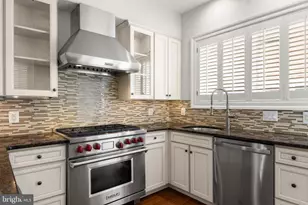751 S Marvine St, Philadelphia, PA 19147 - Photo 11