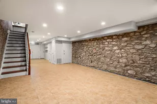 751 S Marvine St, Philadelphia, PA 19147 - Photo 47
