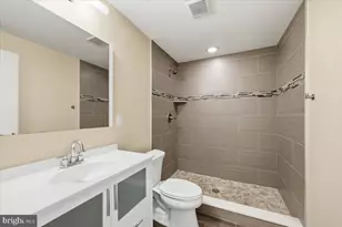 2313 Ellsworth St, Philadelphia, PA 19146 - Photo 23