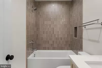 956 N 6th Street, Philadelphia, PA 19123 - Photo 29