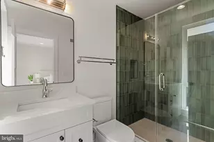 956 N 6th St, Philadelphia, PA 19123 - Photo 33