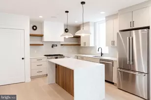 956 N 6th St, Philadelphia, PA 19123 - Photo 21