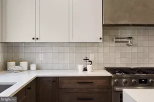 956 N 6th St, Philadelphia, PA 19123 - Photo 17