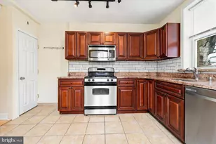 2111 Wharton St, Philadelphia, PA 19146 - Photo 11