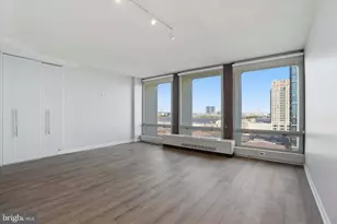 200 Locust St, Philadelphia, PA 19106 - Photo 5