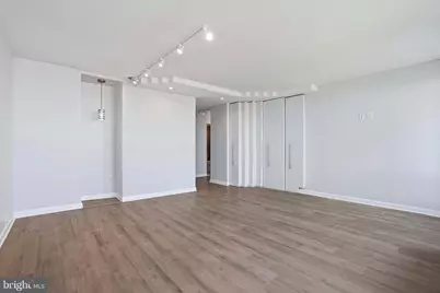 200 Locust Street #8FN, Philadelphia, PA 19106 - Photo 7