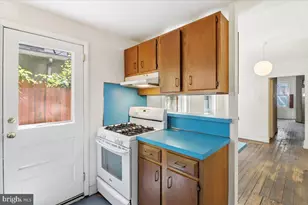 2433 Aspen St, Philadelphia, PA 19130 - Photo 9