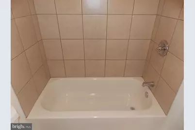 1718 W Huntingdon Street, Philadelphia, PA 19132 - Photo 9