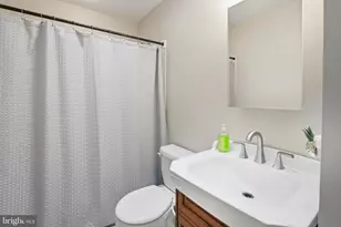 3730 Clarendon Ave, Philadelphia, PA 19114 - Photo 23