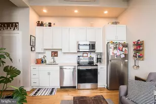 1300 S 19th St, Philadelphia, PA 19146 - Photo 3