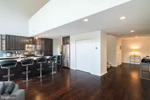 802 Locust St, Philadelphia, PA 19107 - Photo 15