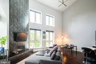 802 Locust St, Philadelphia, PA 19107 - Photo 5