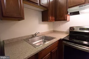 916 Spruce St, Philadelphia, PA 19107 - Photo 9