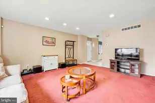 704 Keely St, Philadelphia, PA 19128 - Photo 9