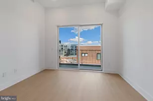 1731 Tilghman St, Philadelphia, PA 19122 - Photo 9