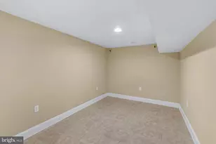 508 N Budd St, Philadelphia, PA 19104 - Photo 9