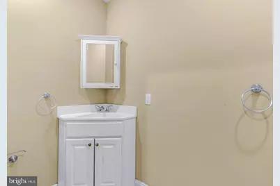 508 N Budd Street, Philadelphia, PA 19104 - Photo 15
