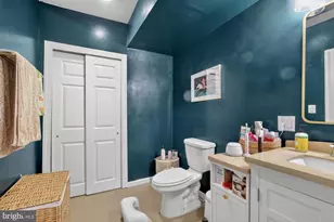 2053 E Sergeant St, Philadelphia, PA 19125 - Photo 15