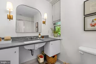 1747 Christian St, Philadelphia, PA 19146 - Photo 17
