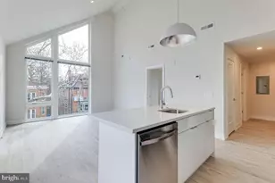 314 S 46th St, Philadelphia, PA 19143 - Photo 1