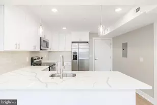 2304 N 9th St, Philadelphia, PA 19133 - Photo 13