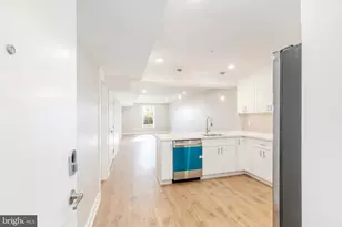 2304 N 9th St, Philadelphia, PA 19133 - Photo 3