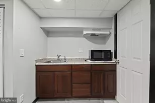 923 Anchor St, Philadelphia, PA 19124 - Photo 29