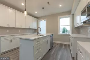 143 W Huntingdon St, Philadelphia, PA 19133 - Photo 3