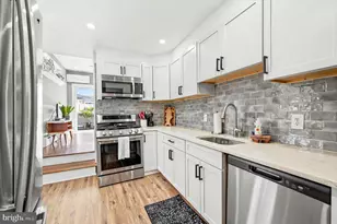 1321 E Oxford St, Philadelphia, PA 19125 - Photo 11