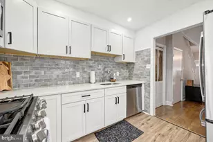 1321 E Oxford St, Philadelphia, PA 19125 - Photo 13