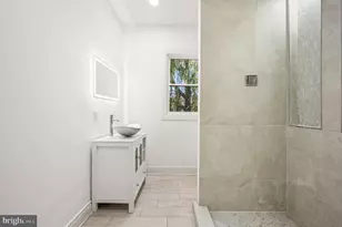 2630 Jasper St, Philadelphia, PA 19125 - Photo 15