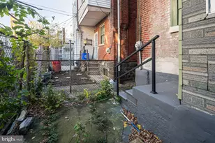 5717 Pemberton St, Philadelphia, PA 19143 - Photo 17