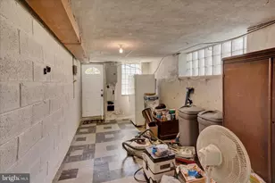 8849 Winchester Ave, Philadelphia, PA 19115 - Photo 29