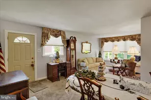 8849 Winchester Ave, Philadelphia, PA 19115 - Photo 9