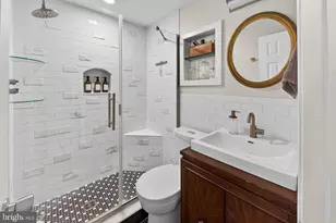 941 Sigel St, Philadelphia, PA 19148 - Photo 13