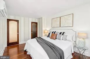 328 Spruce St, Philadelphia, PA 19106 - Photo 17